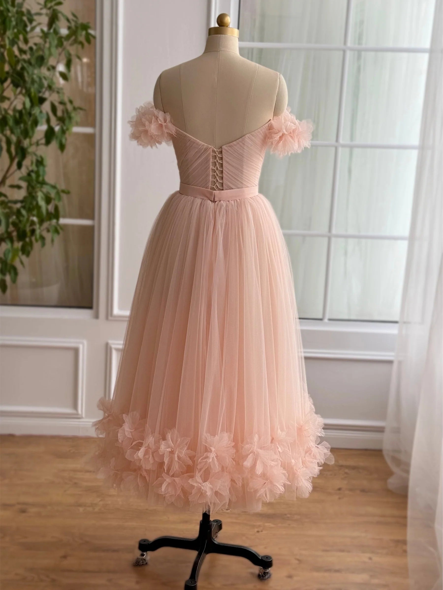 Robe de bal trapèze/princesse à épaules dénudées et longueur cheville